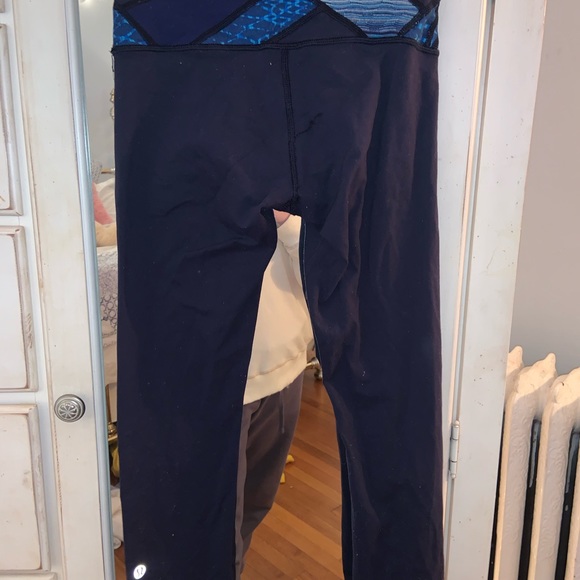 Lulu lemon leggings - Picture 3 of 3